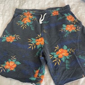 Mens shorts, H and M